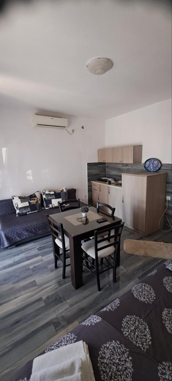 Belane Apartments Tivat Zewnętrze zdjęcie